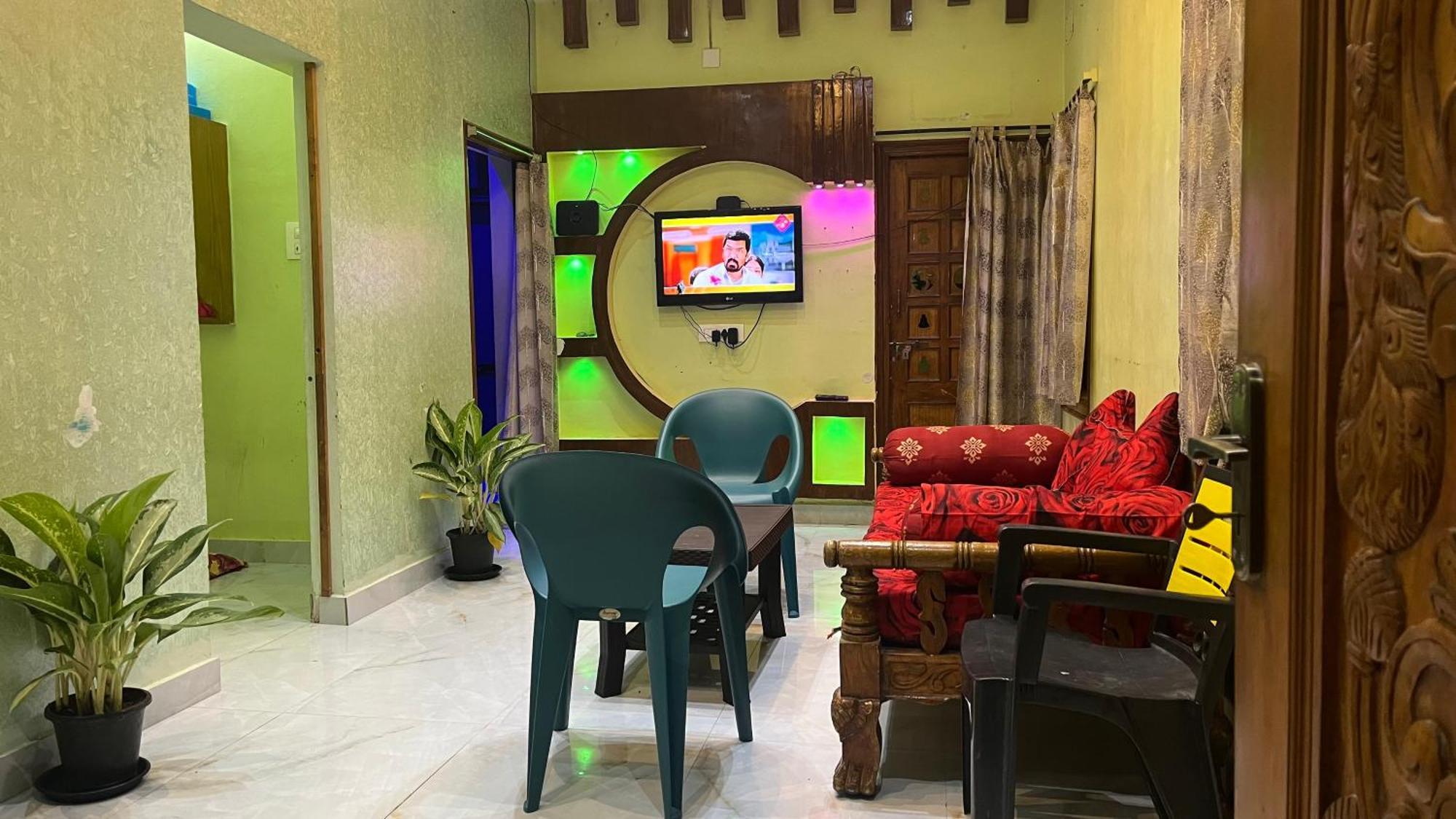 Sm Home Stay 1 Tirupati Dış mekan fotoğraf